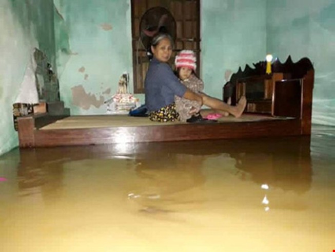 LĐLĐ TP.HCM kêu gọi CBVC-LĐ ủng hộ nhân dân vùng lũ