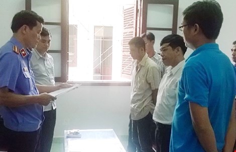 Thẩm phán 'chạy án' bị lãnh án