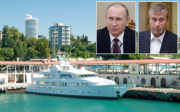 Mỹ tố Putin nhận du thuyền 25 triệu bảng của Abramovich