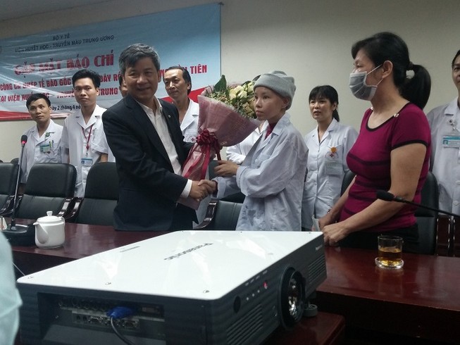 Lần đầu ghép tế bào gốc khác huyết thống từ ngân hàng dây rốn