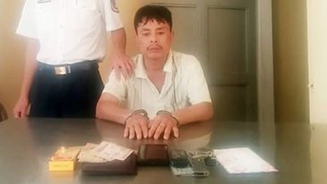Tàng trữ ma túy, dùng dao chống lại cảnh sát