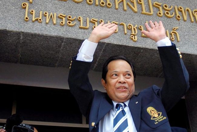 Chủ tịch Worawi mất suất Thường trực FIFA