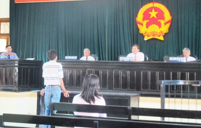 Hủy cuộc đấu giá giả do chi cục trưởng THADS dàn xếp để trục lợi