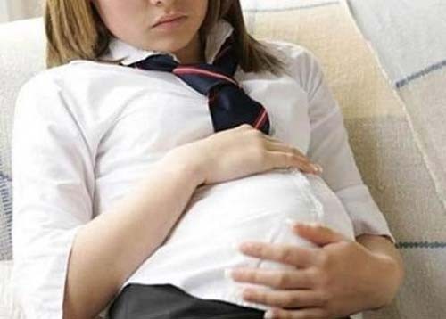 Thai phụ cận ngày sinh vẫn đi thi tốt nghiệp