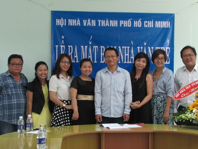 Nhà báo Trần Nhã Thụy làm trưởng Ban Nhà văn trẻ TP.HCM