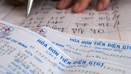 Xem xét đề xuất đưa khoản lỗ tỉ giá vào giá điện