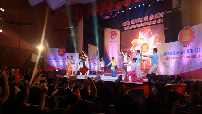 Ra thông điệp chung Diễn đàn Thanh niên ASEAN