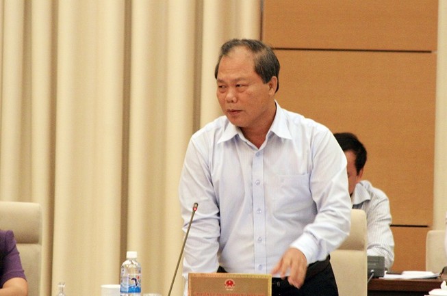 Phải đưa việc ‘bắt máy bay, tàu biển’ vào luật