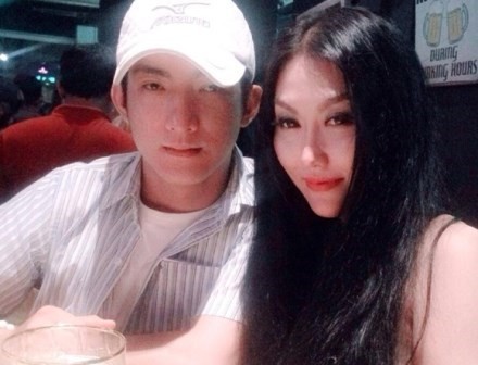 Chồng Phi Thanh Vân móc súng uy hiếp người giữa đường