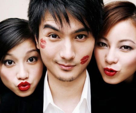 Điều gì khiến người đàn ông “xấu xí” ngay tức thì