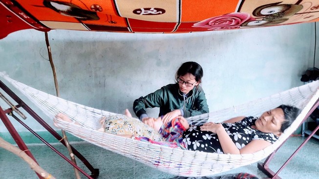 Bán được gì để cứu vợ tôi cũng bán
