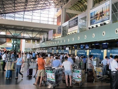 Trong 1 ngày tết sẽ có tới 700 chuyến bay hạ/cất cánh