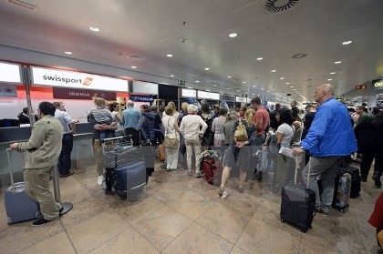 Khủng bố ở Bỉ: Vietnam Airlines tăng cường an ninh các chuyến bay đến/đi châu Âu