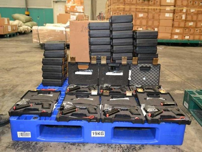 TP.HCM: Tịch thu 94 khẩu súng, hàng trăm băng đạn