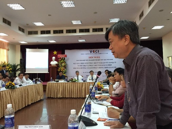 Một thỏi sôcôla “gánh” 12 bản công bố