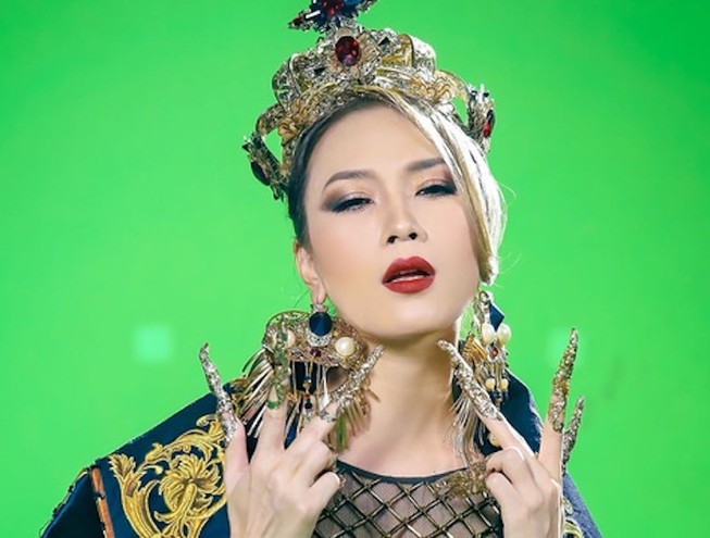 Bị tố vi phạm tác quyền, Mỹ Tâm khóa bài hát