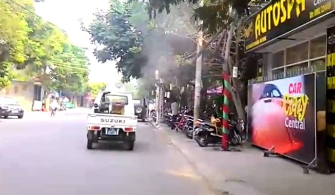 Phun thuốc diệt muỗi không báo trước, nhiều người nhập viện