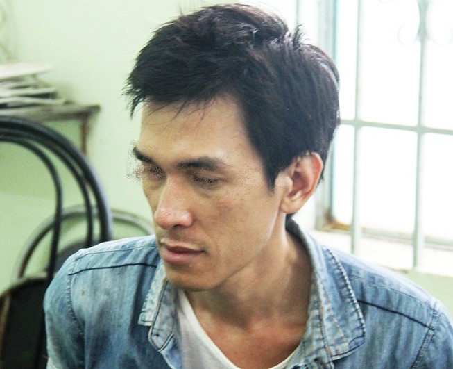 Xác minh kẻ ngáo đá, khống chế đâm người ở Nha Trang
