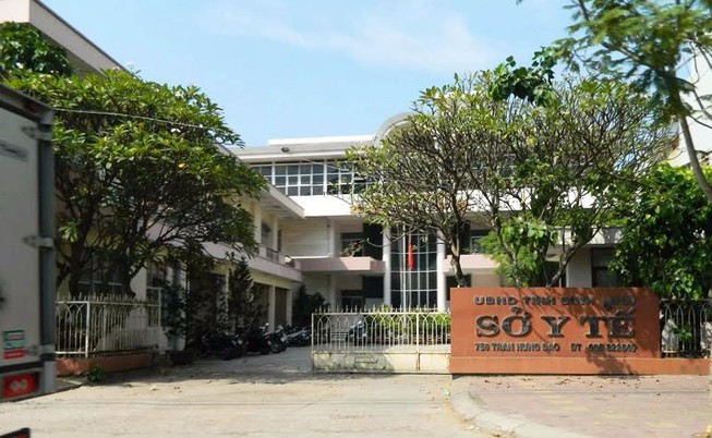 Gần 1 nửa cán bộ Sở Y tế Bình Định bỏ công sở đi lễ hội