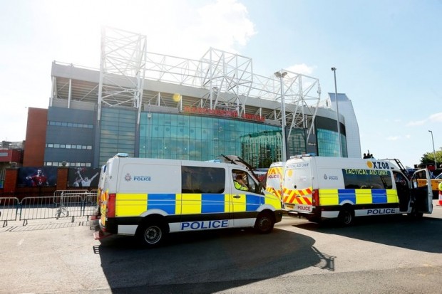 Vụ bom giả ở Old Trafford thiệt hại 3 triệu bảng Anh