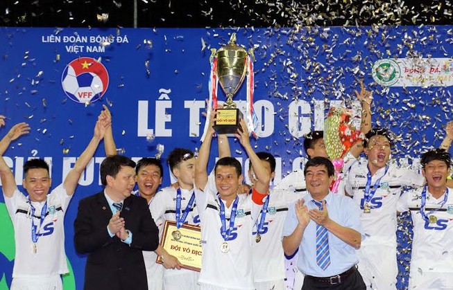 Kết thúc giải Vô địch Futsal: Hai đội Khánh Hòa áp sát Thái Sơn Nam