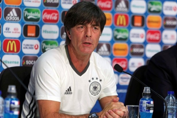 Joachim Loew: 'Đức không thể lấy chấn thương để biện hộ'