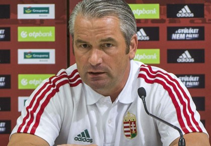 HLV Bernd Storck: 'Hãy sống với hiện tại cùng chúng tôi'