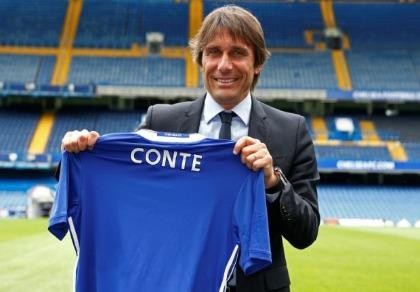 Conte giao băng 'C' cho Terry