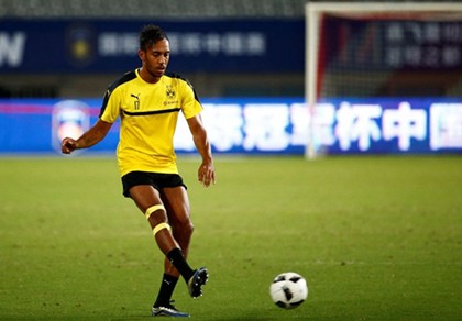 Aubameyang không theo Guardiola vì người ông quá cố