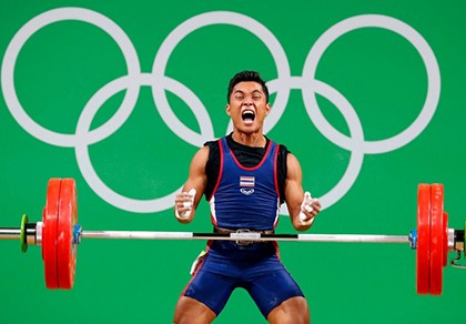 Cổ vũ cháu đoạt HCĐ Olympic, bà ngoại qua đời