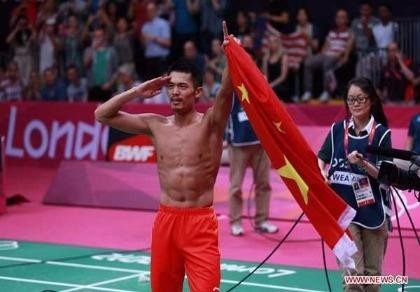 Chưa so vợt Lin Dan đã thách Lee Chong Wei