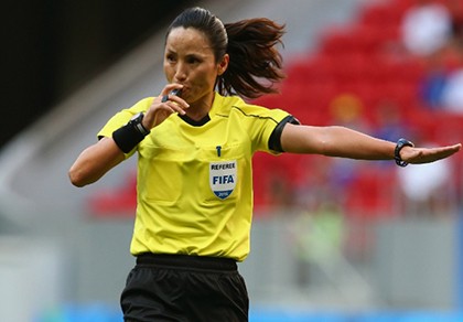 Nữ trọng tài Triều Tiên bắt chính trận bán kết bóng đá Olympic