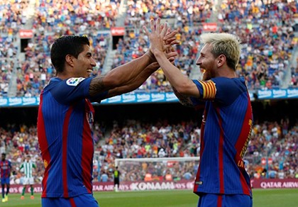 Trong một ngày, bộ ba Neymar, Suarez và Messi ghi 6 bàn