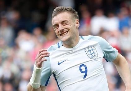 Vardy không có tên trong đội hình xuất phát của tuyển Anh