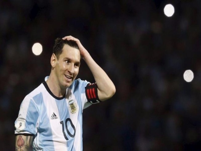 Messi hứa chia tay tuyển với tư cách vô địch thế giới