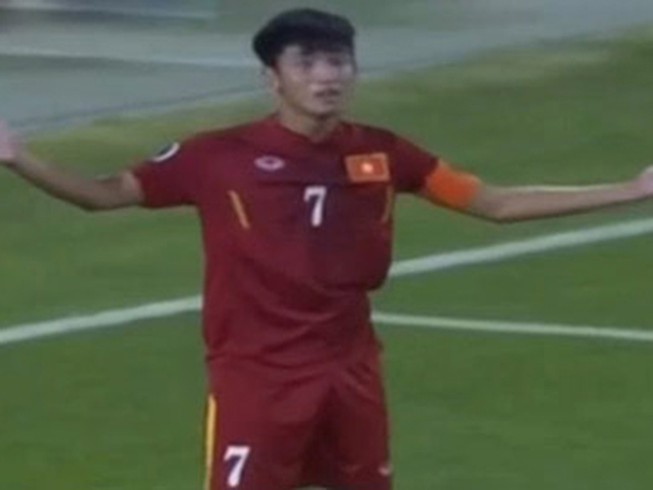 Bình luận U-19 Việt Nam: Khi người ta trẻ người, non dạ