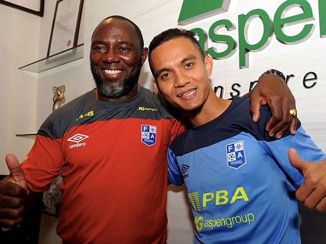 Người Malaysia hồi hộp chờ giải Puskas