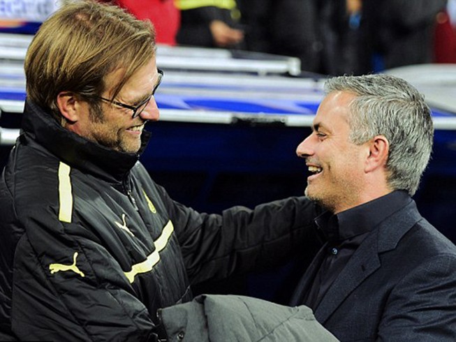 Mourinho biến Old Trafford thành “sân khấu của ác mộng”