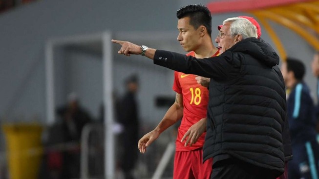 Thái Lan đắm, Lippi giúp Trung Quốc đánh bại Hàn Quốc