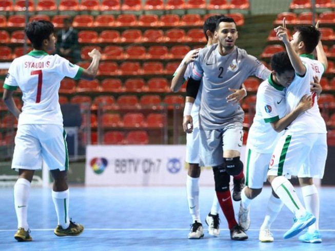 Indonesia cầm hòa Nhật 3-3, U-20 Việt Nam nguy to