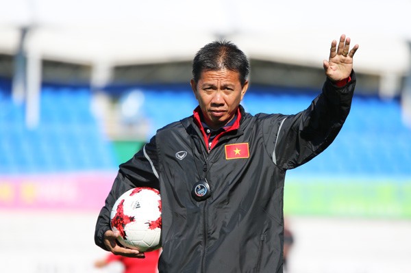 U-18 Việt Nam đè bẹp Indonesia: Ông Tuấn “con” quá hay