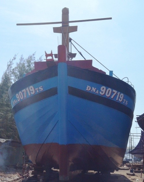 Đà Nẵng hạ thủy chiếc 'tàu 67' đầu tiên