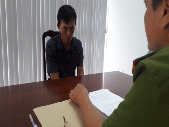 Giả dạng du khách, đột nhập khách sạn trộm cắp