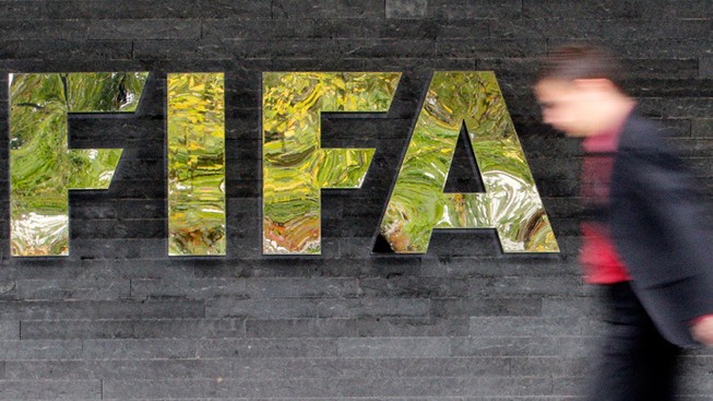 Nóng: Hàng loạt quan chức FIFA bị bắt vì tội tham nhũng