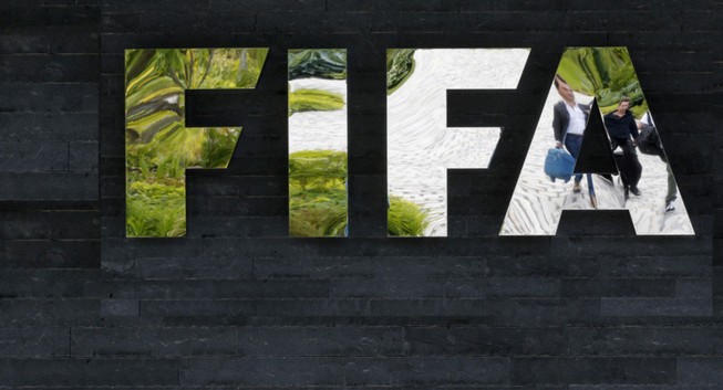 FIFA lại chuẩn bị ‘dính đòn’ của cục thuế Hoa Kỳ