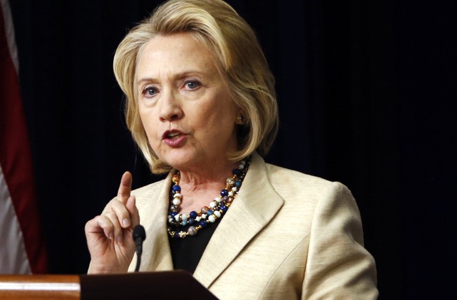 Bà Hillary Clinton bất ngờ lên tiếng phản đối TPP