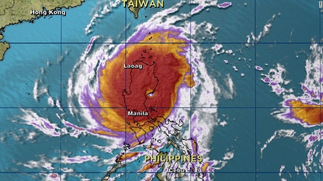 Siêu vòi rồng Koppu đổ bộ vào Philippines