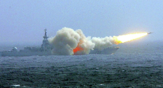 Trung Quốc công bố tên lửa hiện đại mới tại Singapore Airshow
