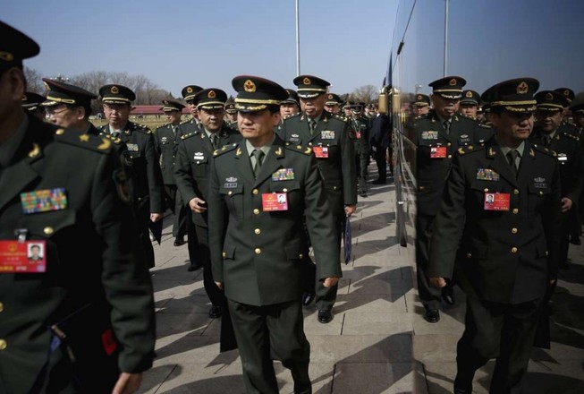 Quân đội Trung Quốc: Ngừng làm kinh tế, tập trung chiến đấu