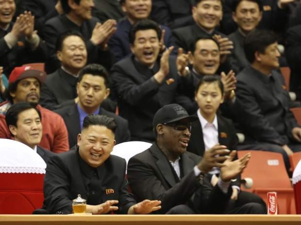 Ông Kim Jong-un xem đấu bóng rổ Triều Tiên - Trung Quốc